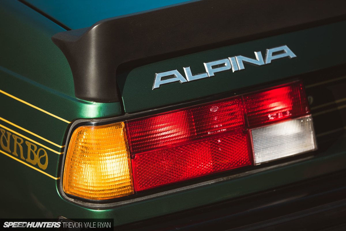 2019-Legends-Of-The-Autobahn-Details-Wheels-Monterey-Car-Week_Trevor-Ryan-Speedhunters_028_3424