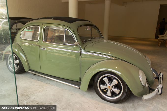 Volkswagen Beetles in Bangkok Thailand by Sebastian Motsch 04