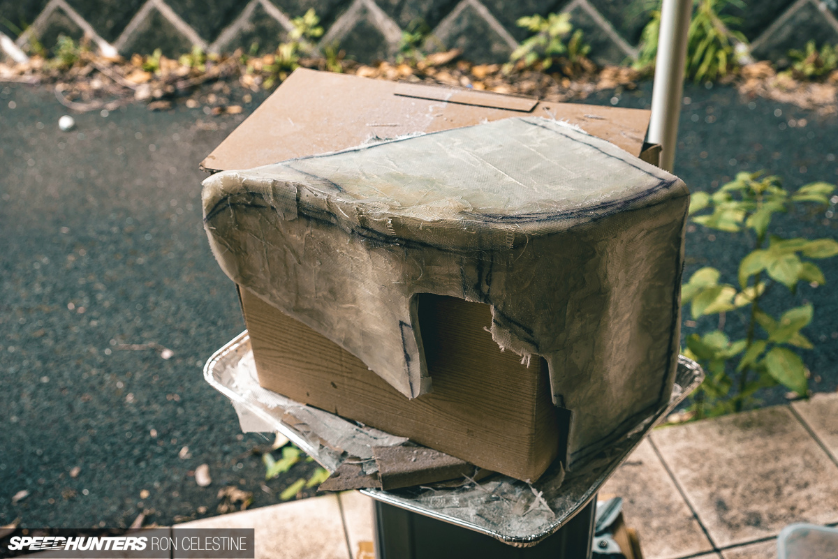 Speedhunters_RonCelestine_ER34_Nissan_Skyline_ProjectRough_CarbonBox_2