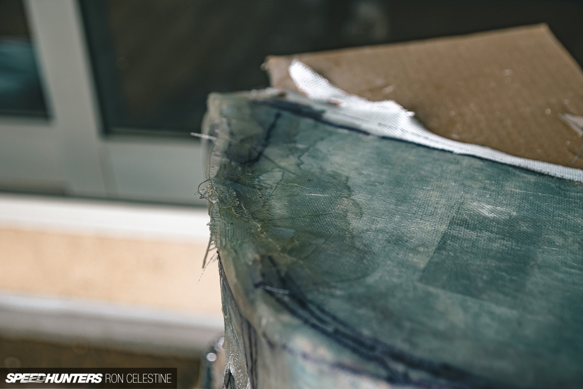 Speedhunters_RonCelestine_ER34_Nissan_Skyline_ProjectRough_CarbonBox_3