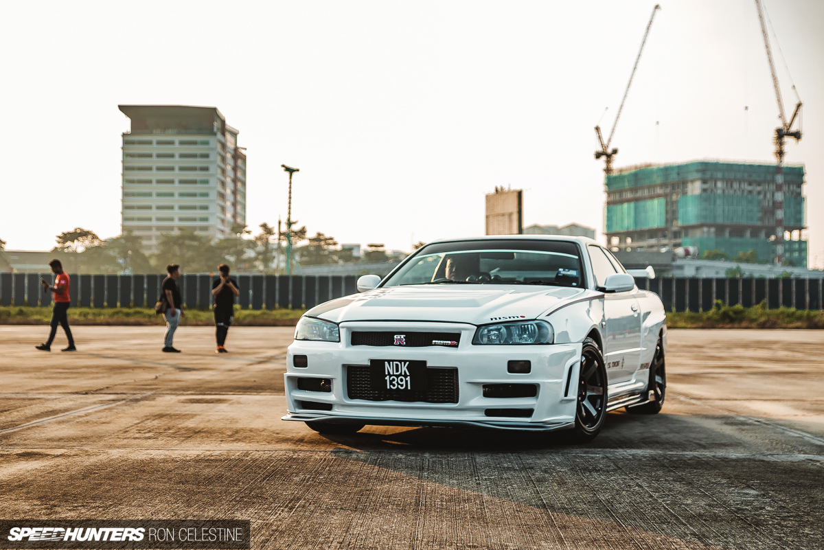 Speedhunters_Ron_Celestne_R34