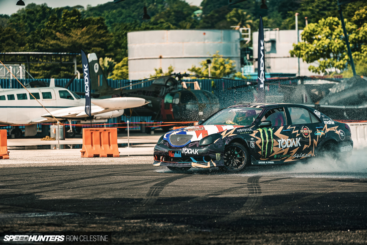 Speedhunters_Ron_Celestne_Toyota_Verossa_Drift