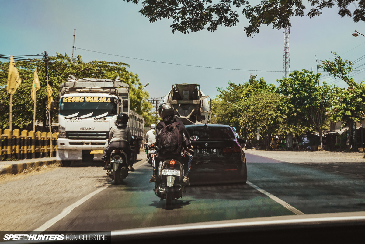 Speedhunters_Ron_Celestine_Goodrides_BMW_Traffic