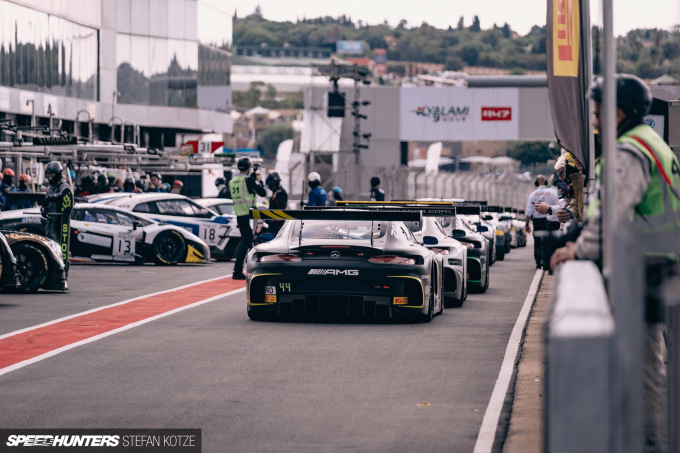 http://speedhunters-wp-production.s3.amazonaws.com/wp-content/uploads/2019/11/28123654/stefan-kotze-speedhunters-kyalami-9hour-374-680x453.jpg