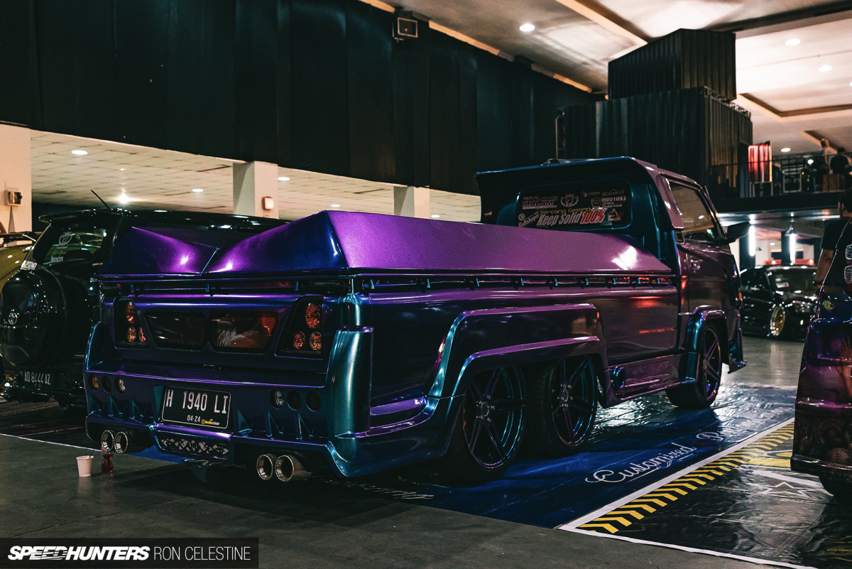 Speedhunters_RonCelestine_BlackAutoBattle_6Wheel