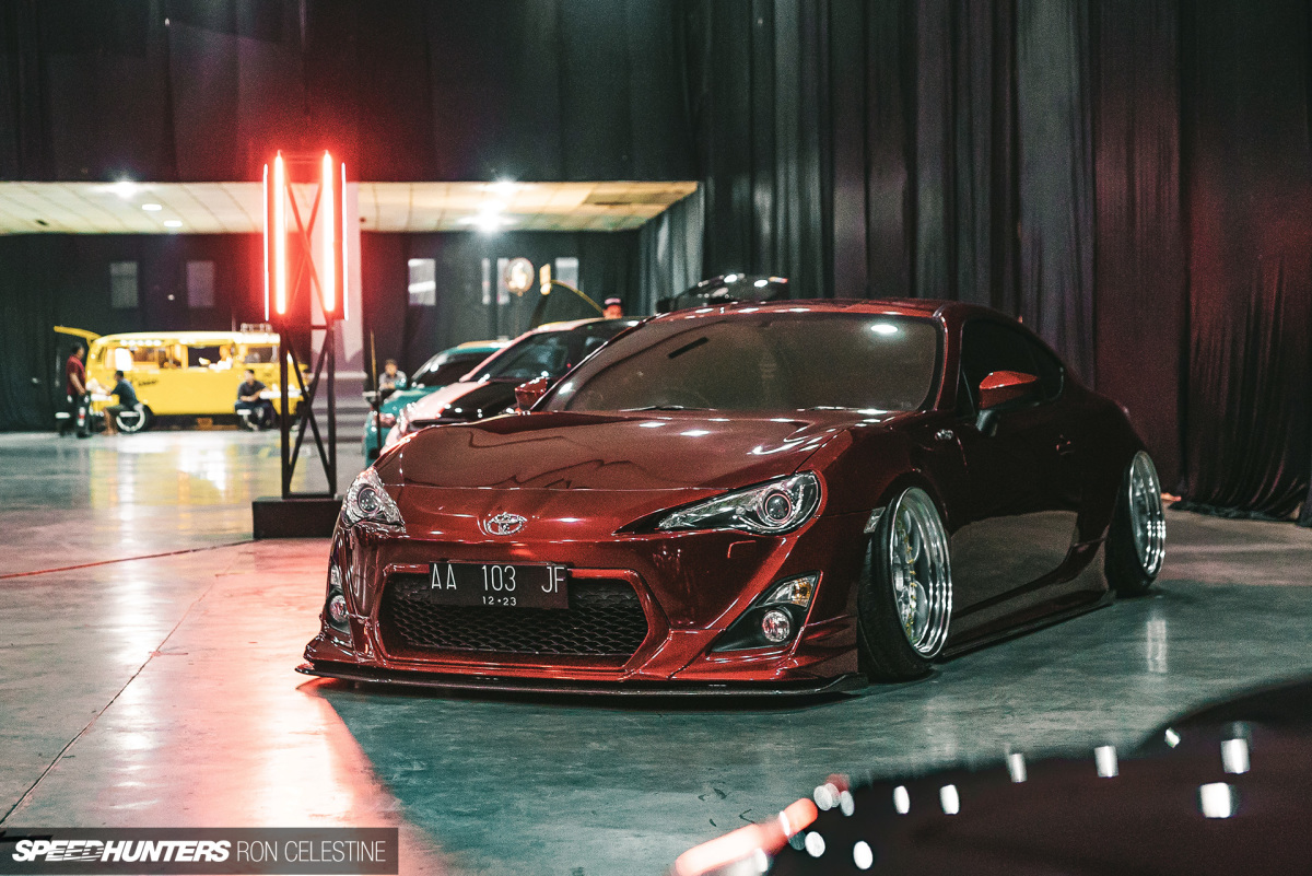 Speedhunters_RonCelestine_BlackAutoBattle_GT86