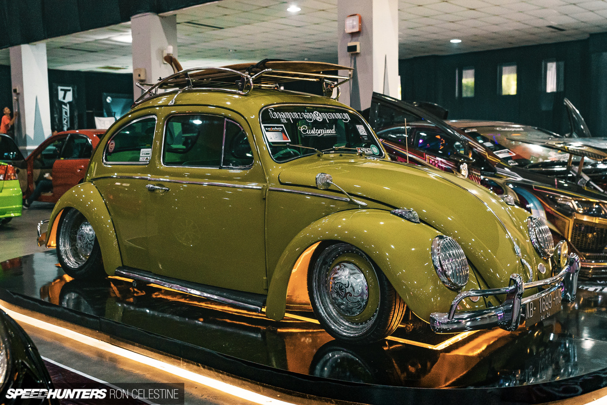 Speedhunters_RonCelestine_BlackAutoBattle_VW_Bettle_1