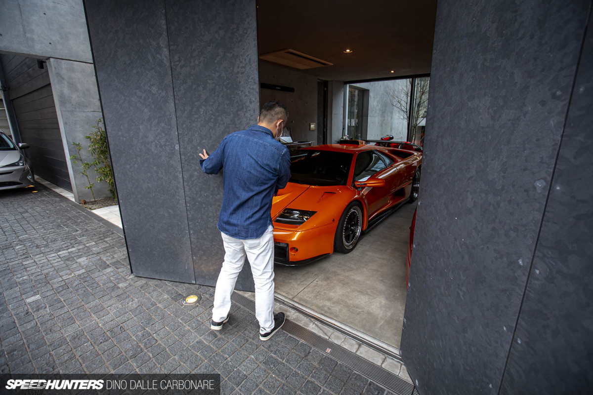 This Japanese garage is a veritable minefield of Lamborghinis City