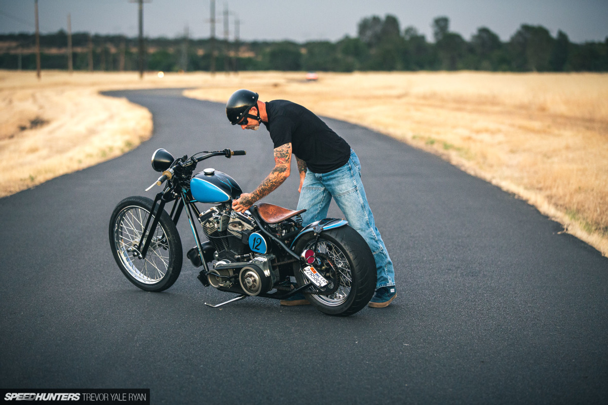 harley bobber motorcycle