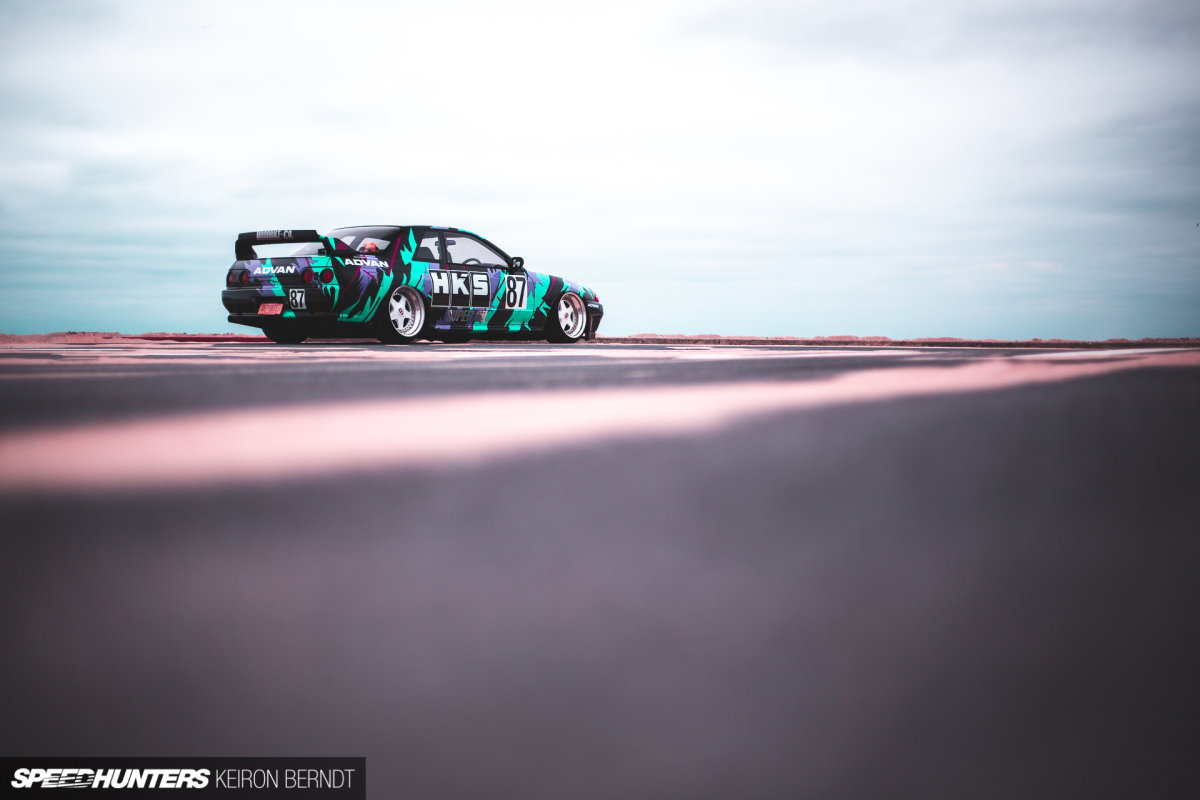 Polished Lips & Livery: A Well-Traveled R32 GT-R