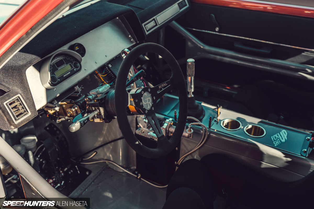 Speedhunters_Alen_Haseta_Corolla_Interior_7