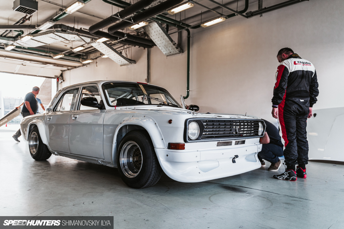 Speedhunters_Shim_Ilya_GAZ-24_DSC08975