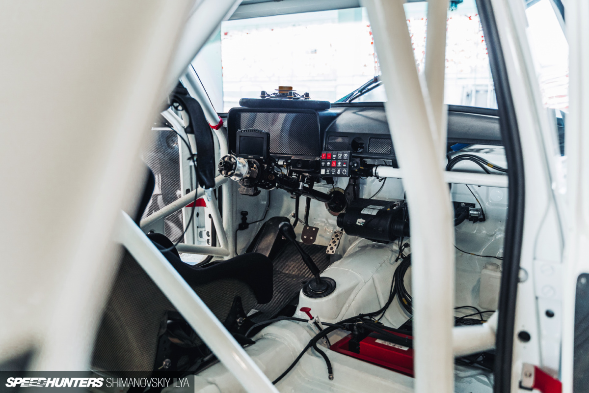 Speedhunters_Shim_Ilya_GAZ-24_DSC09796