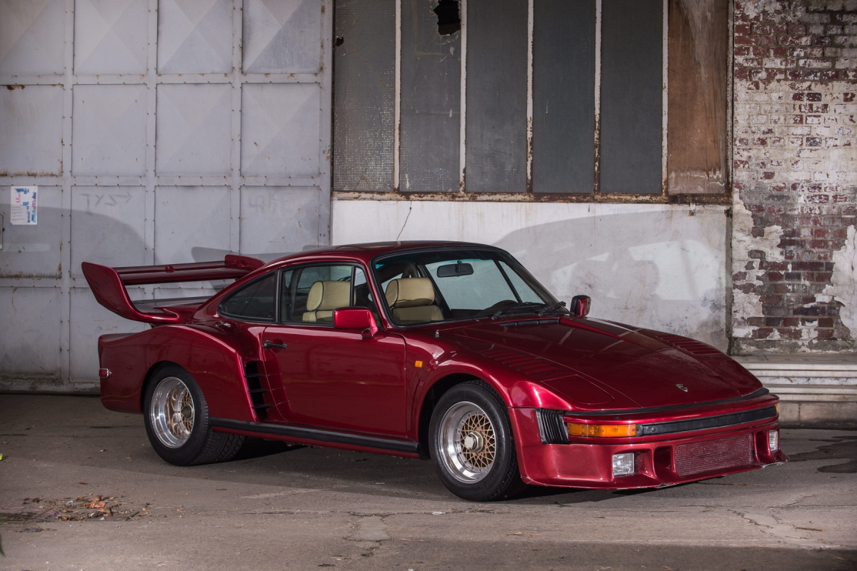 Porsche-935-Street