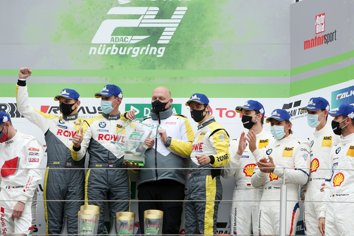 P90401787_highRes_nuerburgring-ger-27t