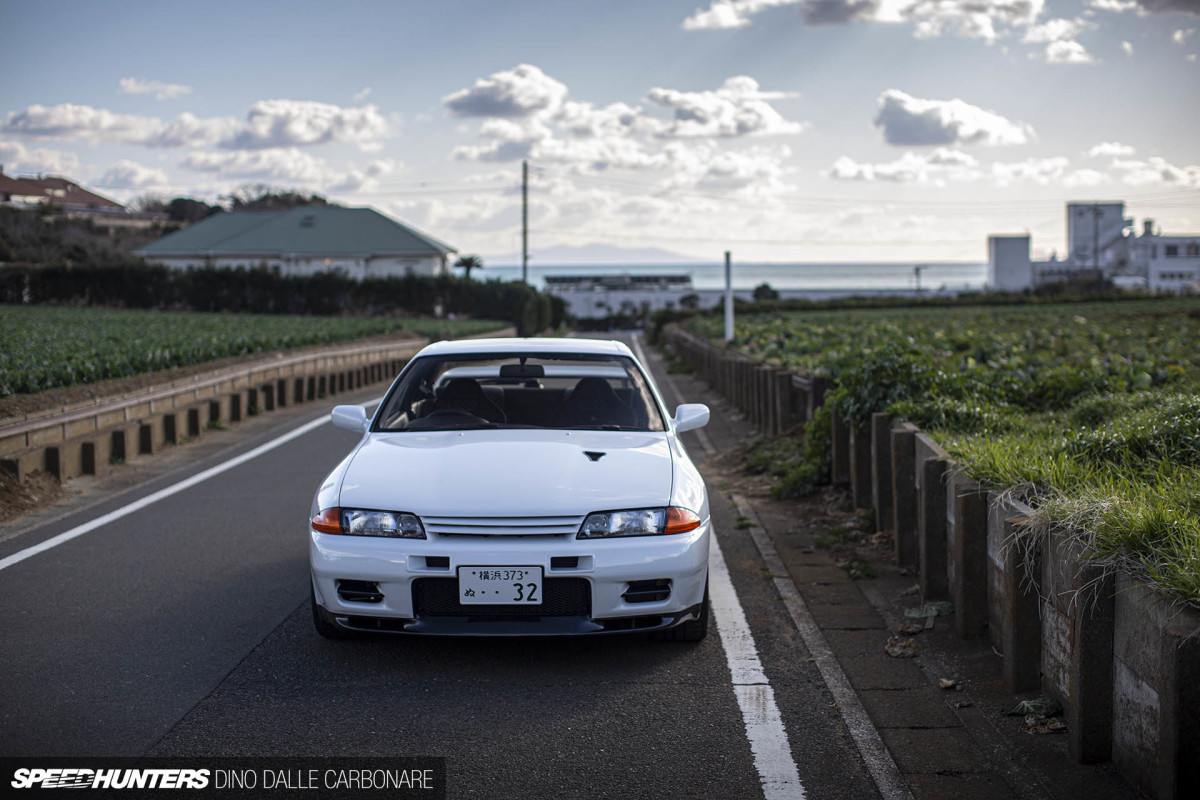 [Image: built_by_legends_r32_gtr_dino_dalle_carb...00x800.jpg]