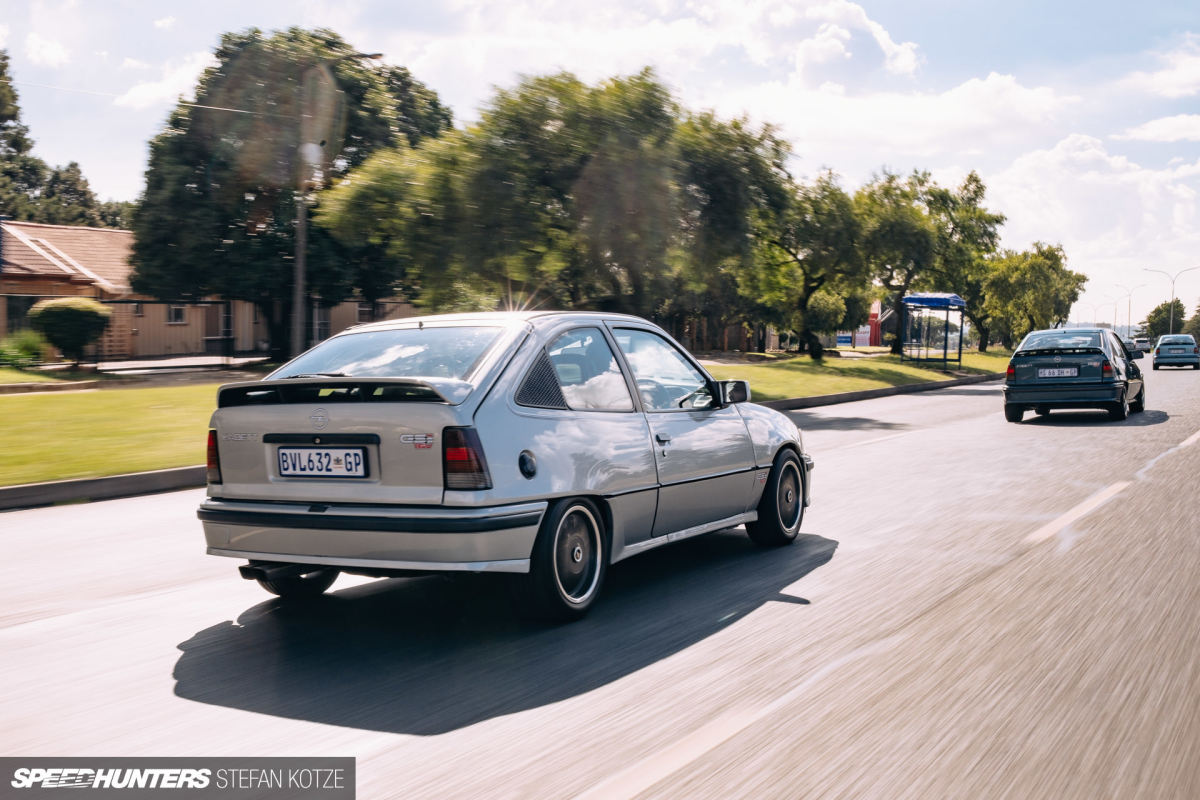 stefan-kotze-opel-superboss-bmw-325is-speedhunters (6)