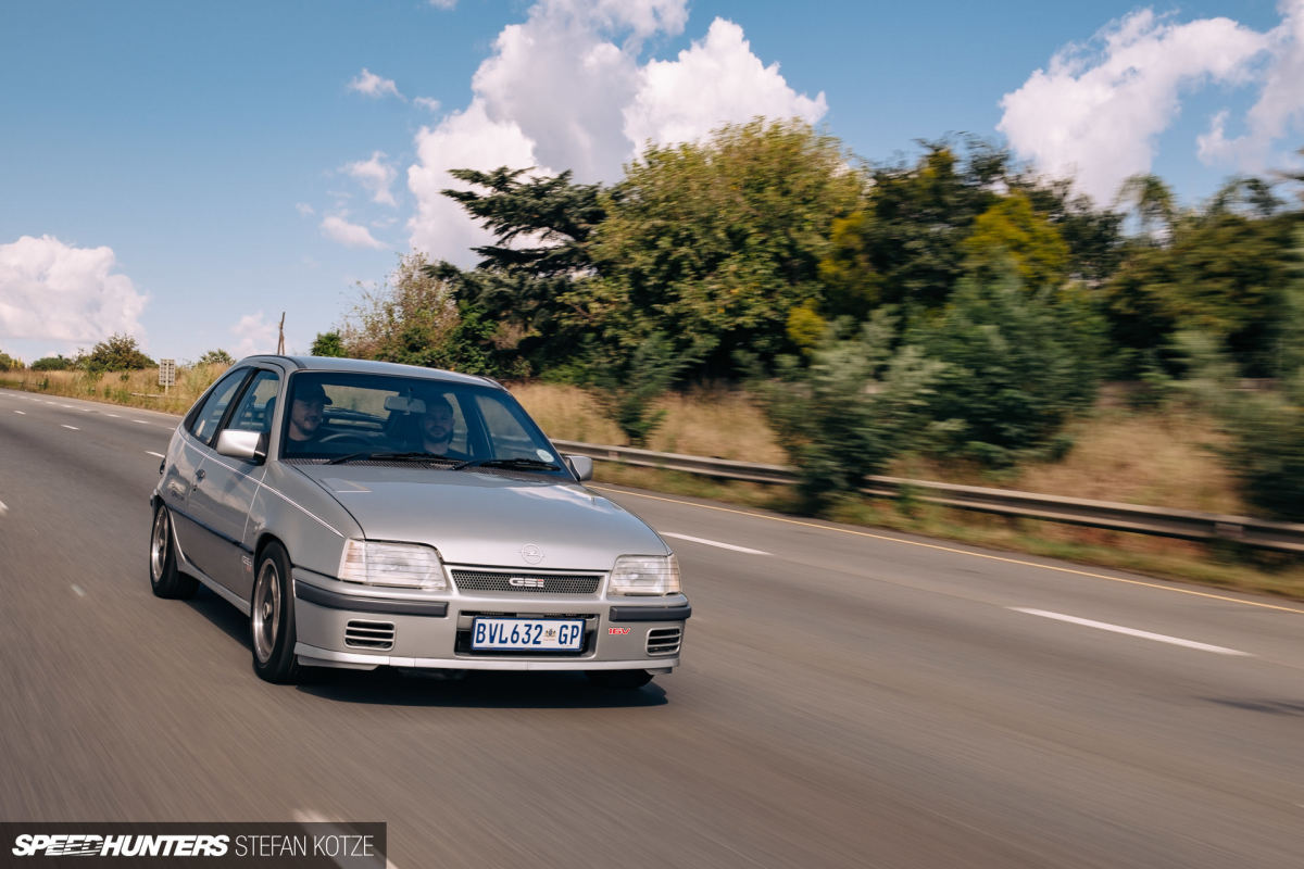 stefan-kotze-opel-superboss-bmw-325is-speedhunters (11)