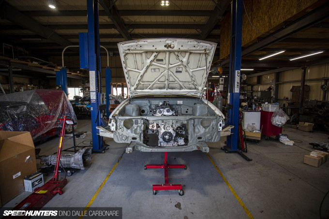 daddy_motor_works_g16e_ae86_dino_dalle_carbonare_01