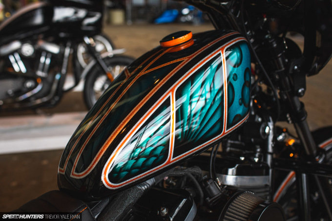 2021-1Moto-Seats-Tanks-Art_Trevor-Ryan-Speedhunters_006_7983