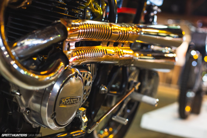 2021-1Moto-Seats-Tanks-Art_Trevor-Ryan-Speedhunters_013_2087