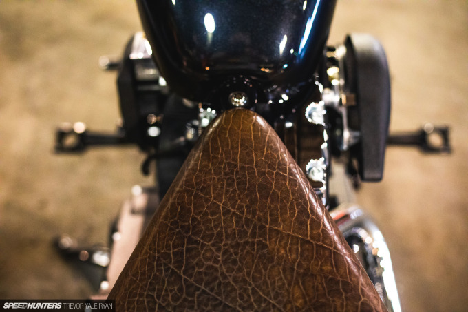 2021-1Moto-Seats-Tanks-Art_Trevor-Ryan-Speedhunters_020_8111