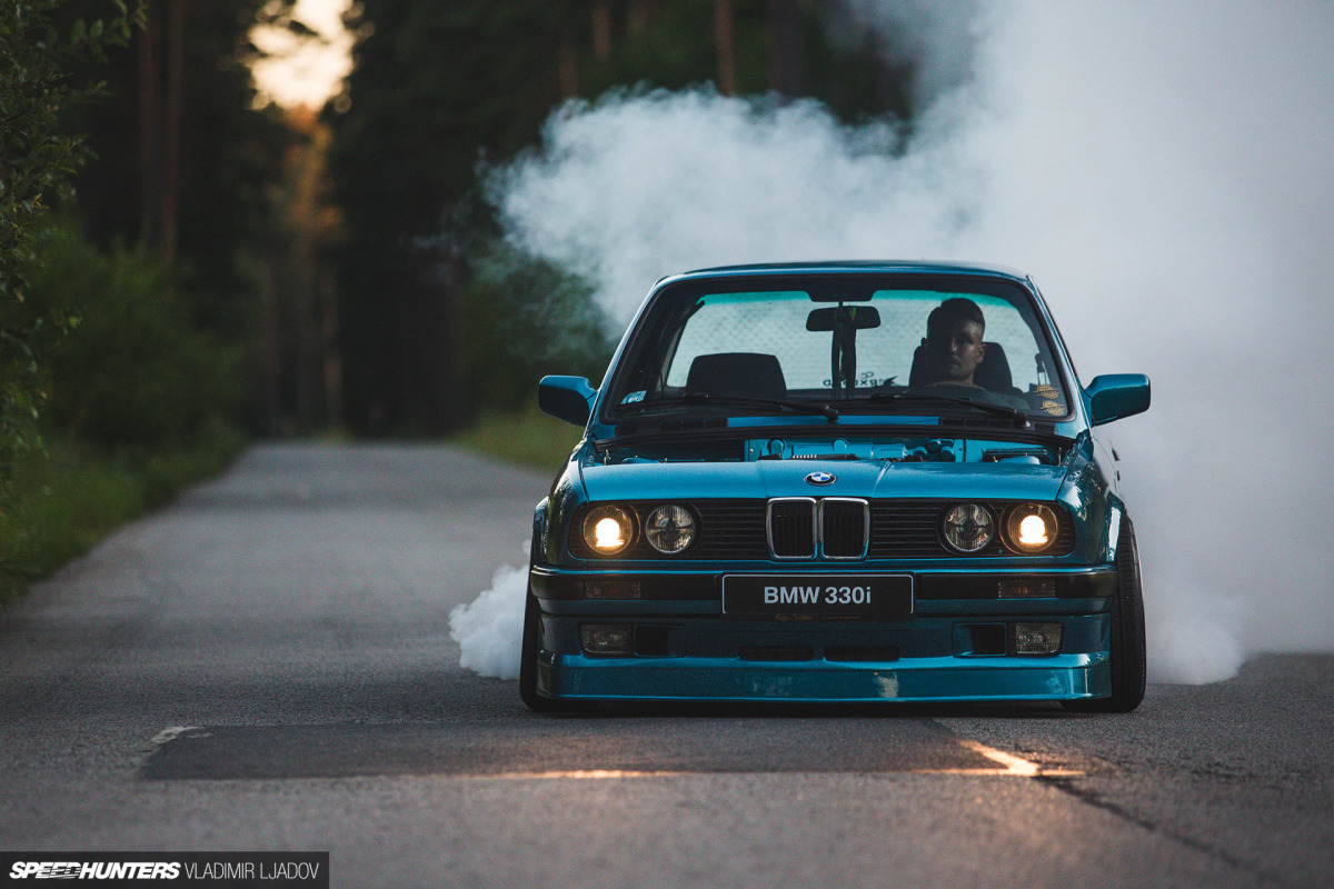 bmw e30 slammed