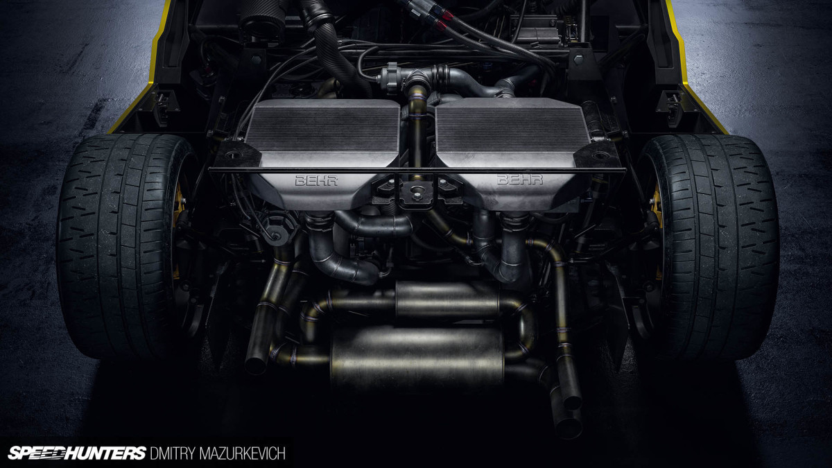 03_DLT_black_005