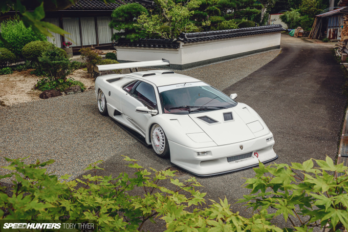 Toby_Thyer_Photographer_Countach_25thAnniversary-12