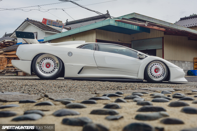 Toby_Thyer_Photographer_Countach_25thAnniversary-14