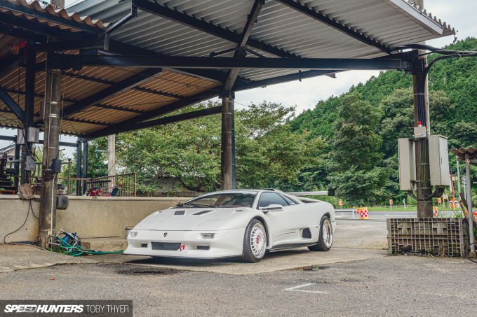 Toby_Thyer_Photographer_Countach_25thAnniversary-30