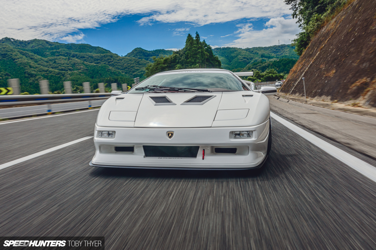 Toby_Thyer_Photographer_Countach_25thAnniversary-40