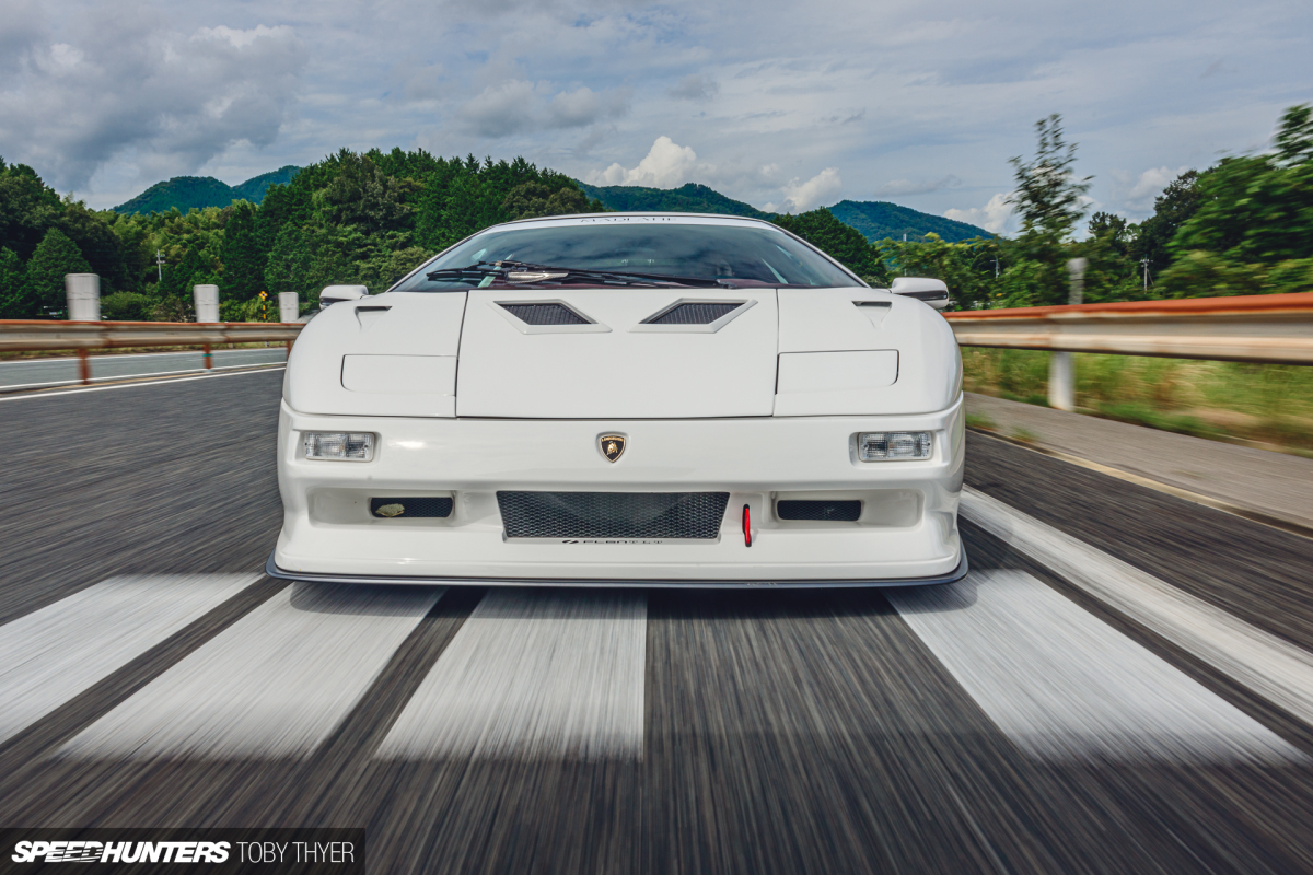 Toby_Thyer_Photographer_Countach_25thAnniversary-48
