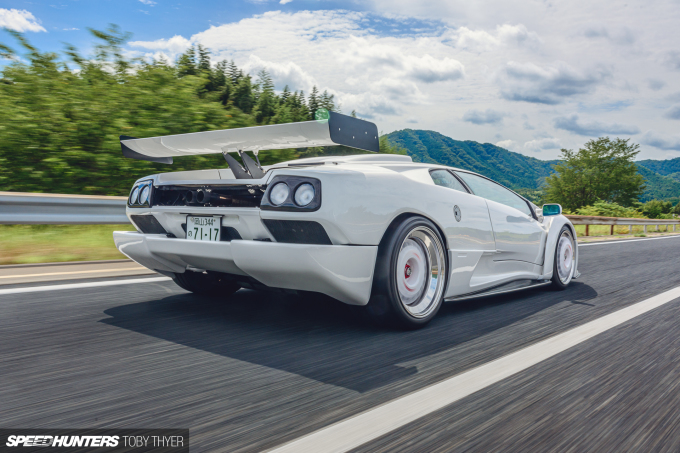 Toby_Thyer_Photographer_Countach_25thAnniversary-58