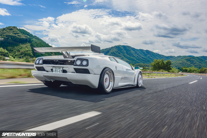 Toby_Thyer_Photographer_Countach_25thAnniversary-60