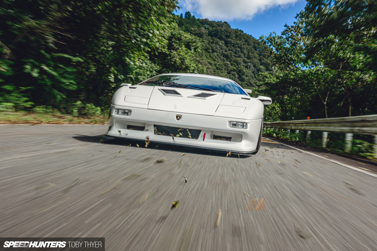 Toby_Thyer_Photographer_Countach_25thAnniversary-65