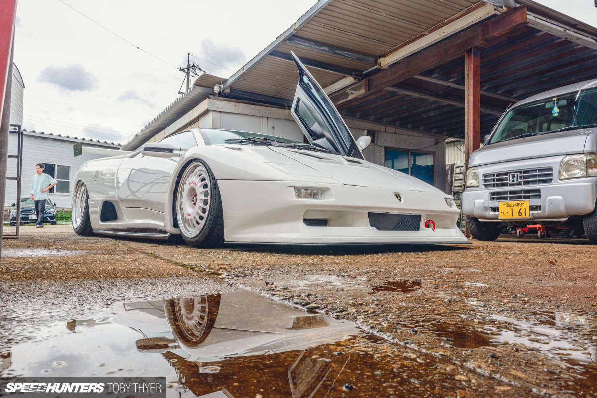 Toby_Thyer_Photographer_Countach_25thAnniversary-7