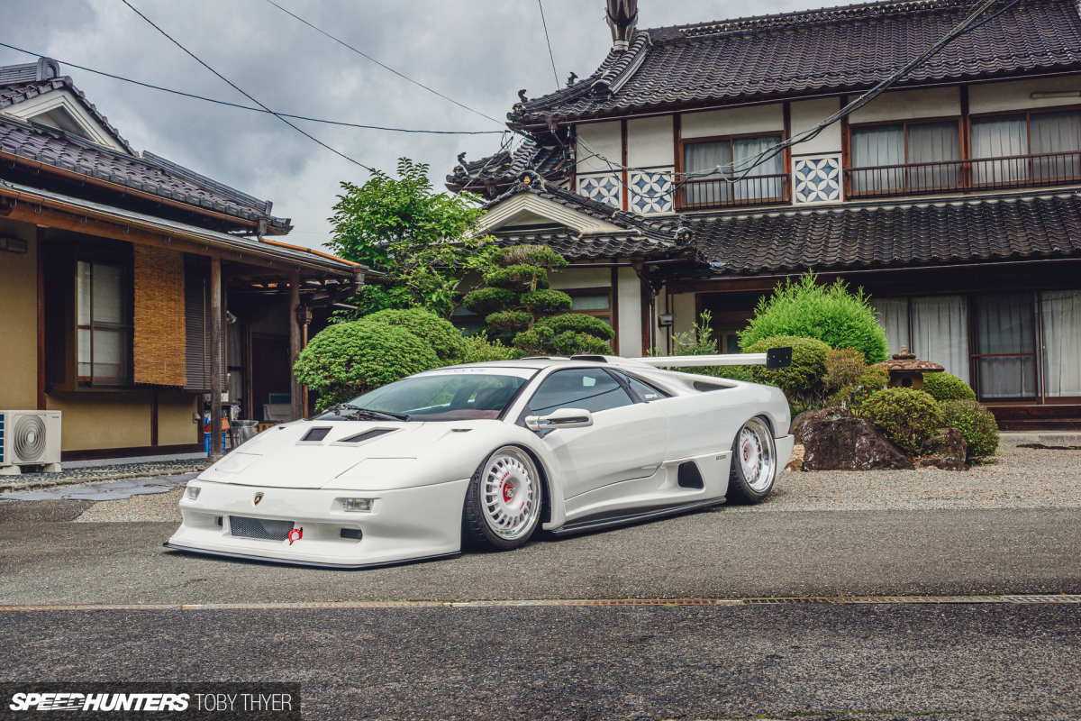 Toby_Thyer_Photographer_Countach_25thAnniversary-8