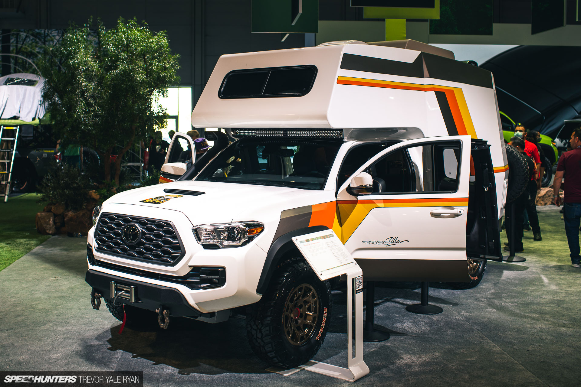 A First Walk Through Sema 2021 - Speedhunters