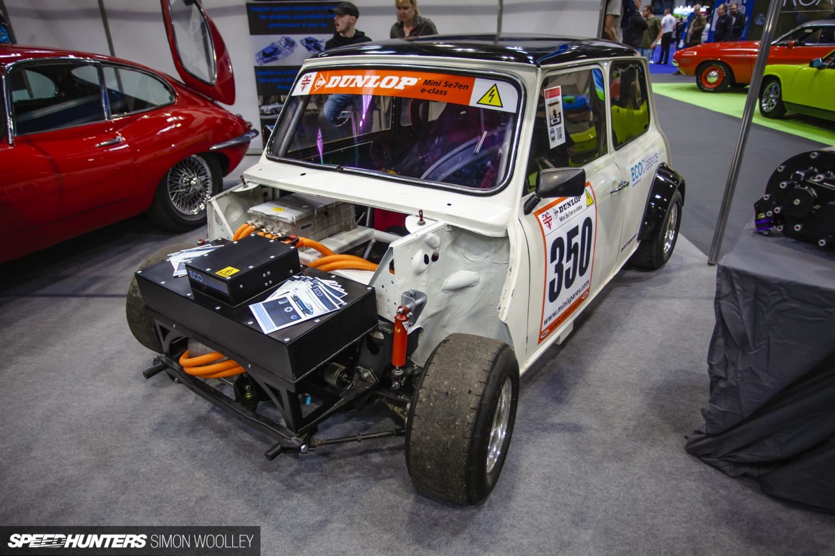 chasseurs de vitesse salon de l'automobile classique simon woolley 2021-31