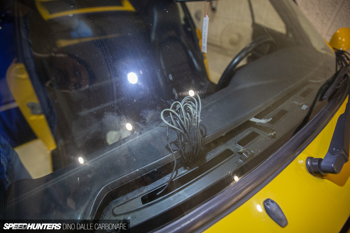 project_964_hvac_cables_carpet_dino_dalle_carbonare_41