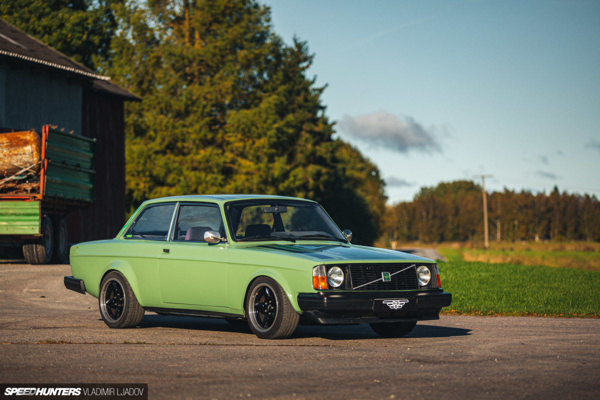 From Rags To Rakett: A Big-Boosting Volvo 242