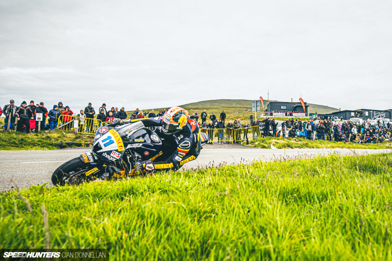 Isle_of_Man_TT_on_Speedhunters_Pic_By_Cian_Don (2)