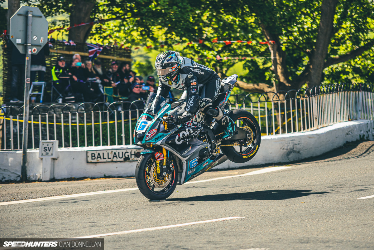 Isle_of_Man_TT_on_Speedhunters_Pic_By_Cian_Don (5)