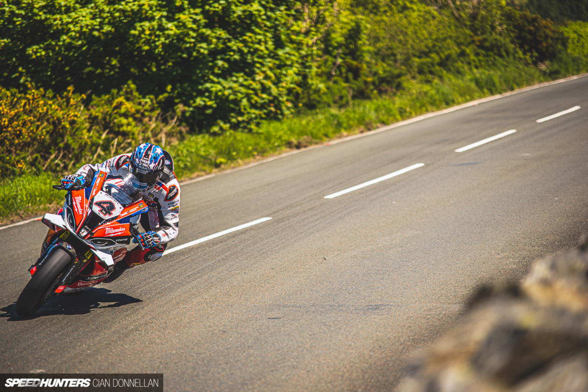 Isle_of_Man_TT_on_Speedhunters_Pic_By_Cian_Don (18)