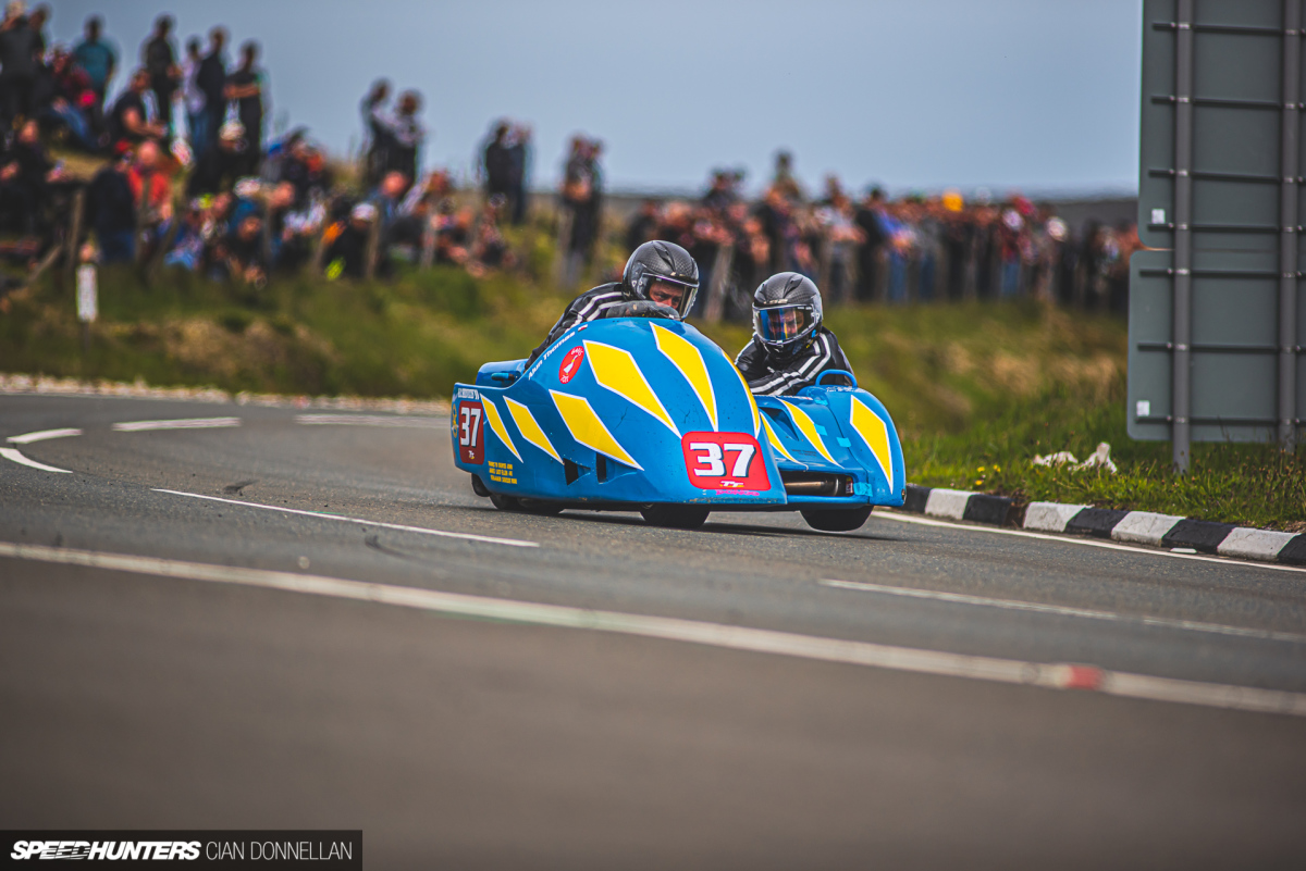 Isle_of_Man_TT_on_Speedhunters_Pic_By_Cian_Don (63)