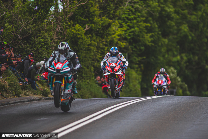 Isle_of_Man_TT_on_Speedhunters_Pic_By_Cian_Don (76)