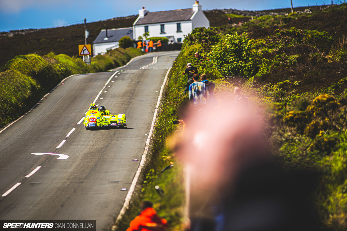 Isle_of_Man_TT_on_Speedhunters_Pic_By_Cian_Don (83)