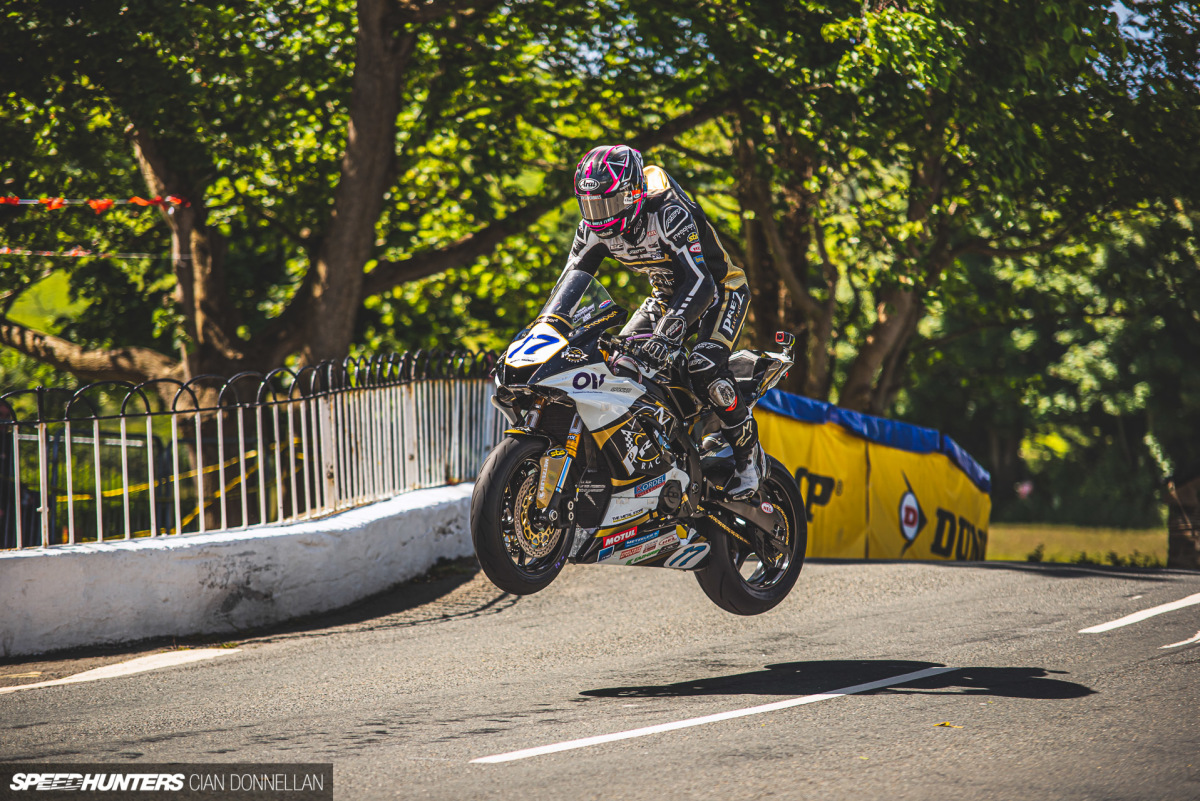 Isle_of_Man_TT_on_Speedhunters_Pic_By_Cian_Don (113)