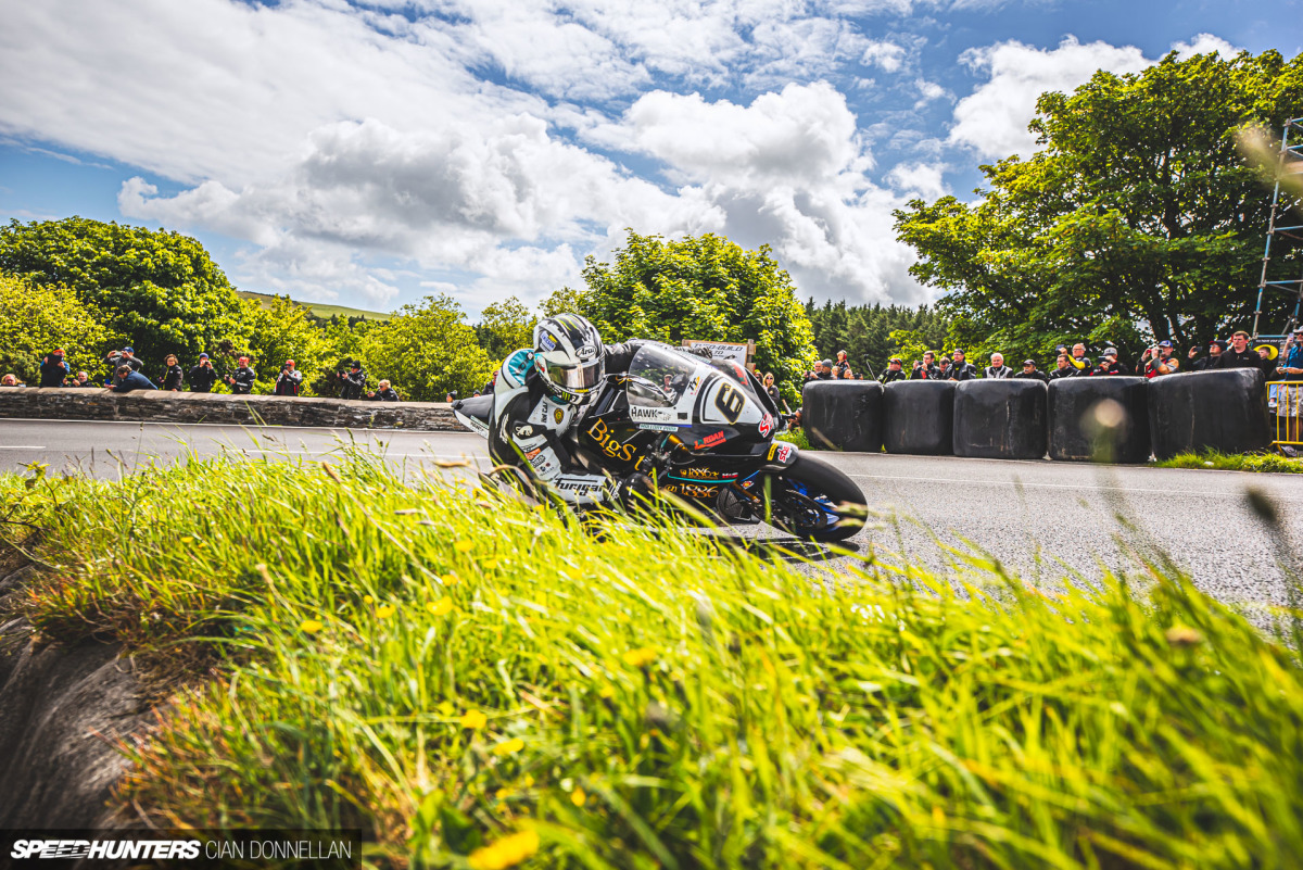 Isle_of_Man_TT_on_Speedhunters_Pic_By_Cian_Don (137)